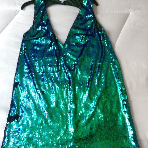Mermaid sequin dress Sz Med. But fits LG. - Picture 1 of 8